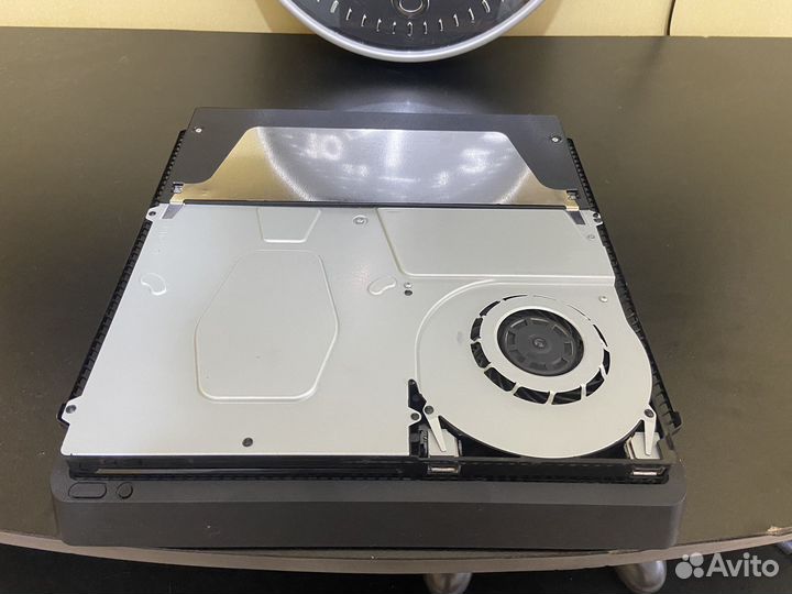 Sony PlayStation 4 Slim 1 TB