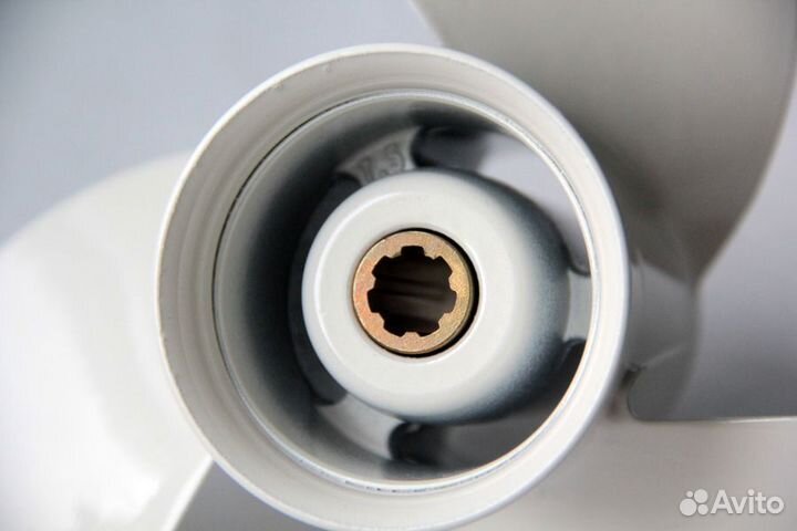 Винт гребной Yamaha 6-8, 8 1/2 х 7 1/2