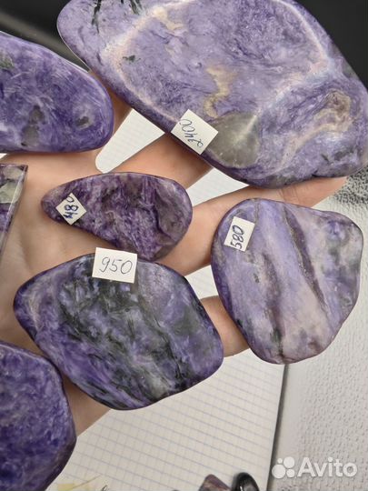 Чароит галтовка и пластины полированные