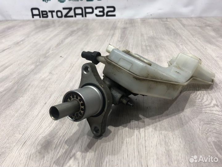 Главный тормозной цилиндр Mazda 3 BL Z6 2008 2009