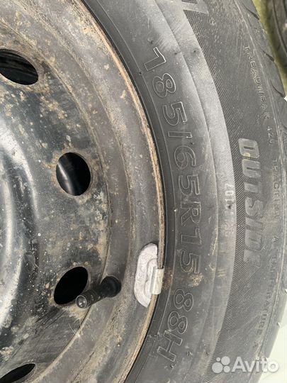 Kumho Ecowing ES31 14.00/10.5 R15