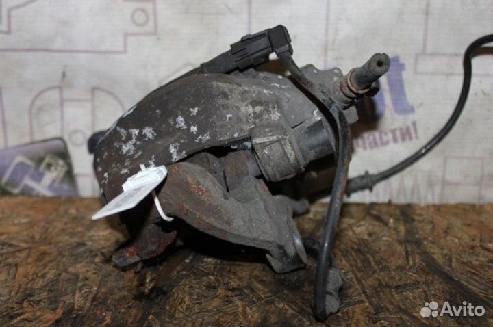 Суппорт задний левый Mercedes-Benz E-Class S211