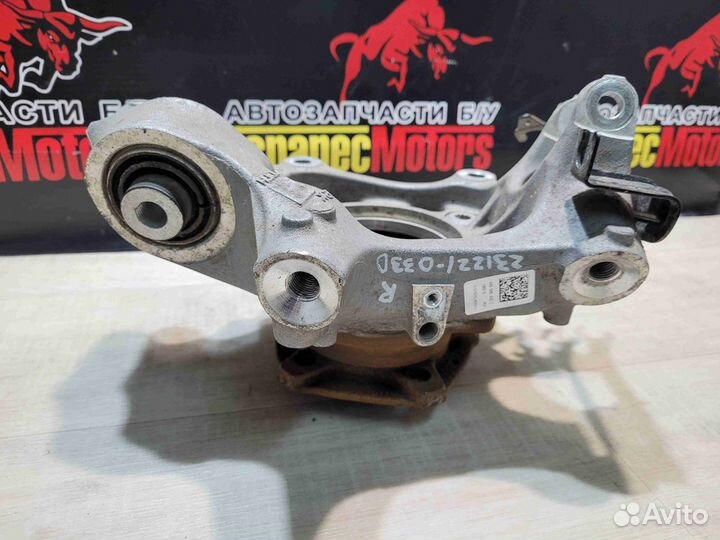 Кулак задний правый Audi S6