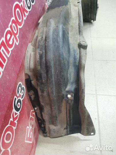 Подкрылок Toyota Land Cruiser Prado 150 2009 перед