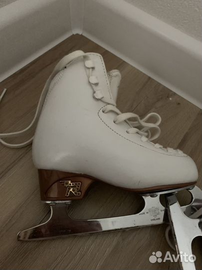 Продам детские коньки risport r 25-26 размера
