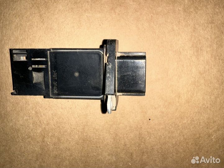 Датчик массового расхода воздуха Nissan
