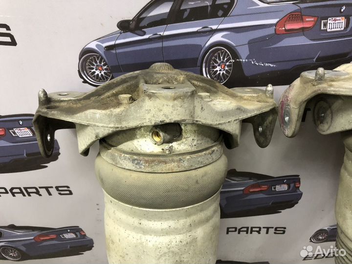 Комплект передних пневмо стоек Audi Q7 4L