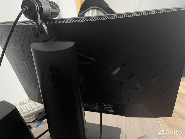 Монитор HP x24c