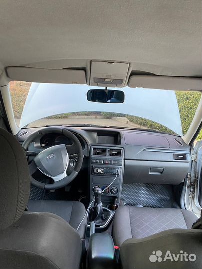 Панель от priora 2