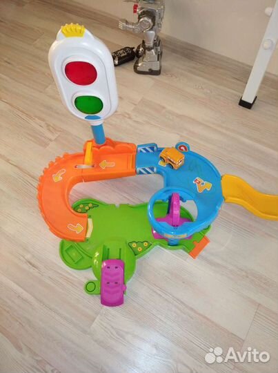 Трек,игровой комплекс,парковка