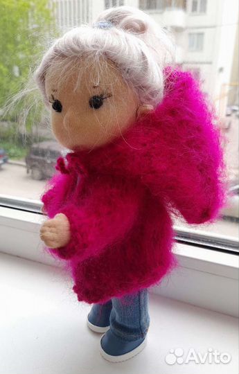 Текстильная кукла с нарядами