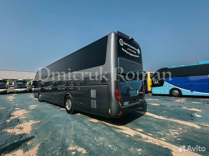 Туристический автобус Zhong Tong LCK6127H Compass, 2024