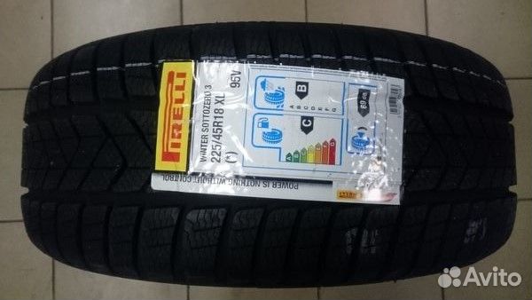 Pirelli Winter Sottozero 3 235/55 R17 99H