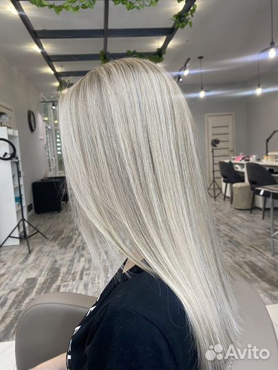 Окрашивание волос / стрижка