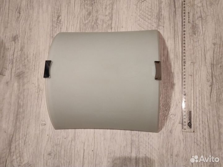 Светильник настенный / потолочный