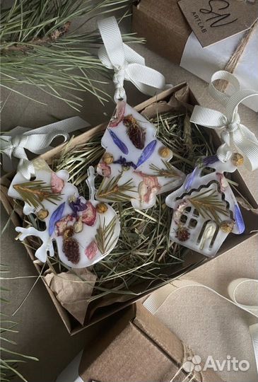 Елочные игрушки из эпоксидной смолы