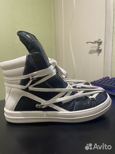 Rick owens geobasket megalace