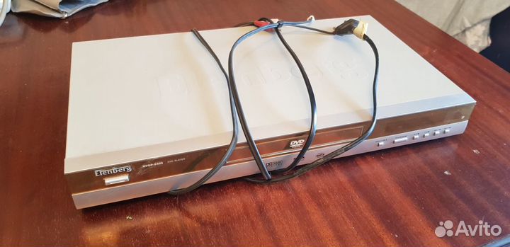 DVD плеер elenberg