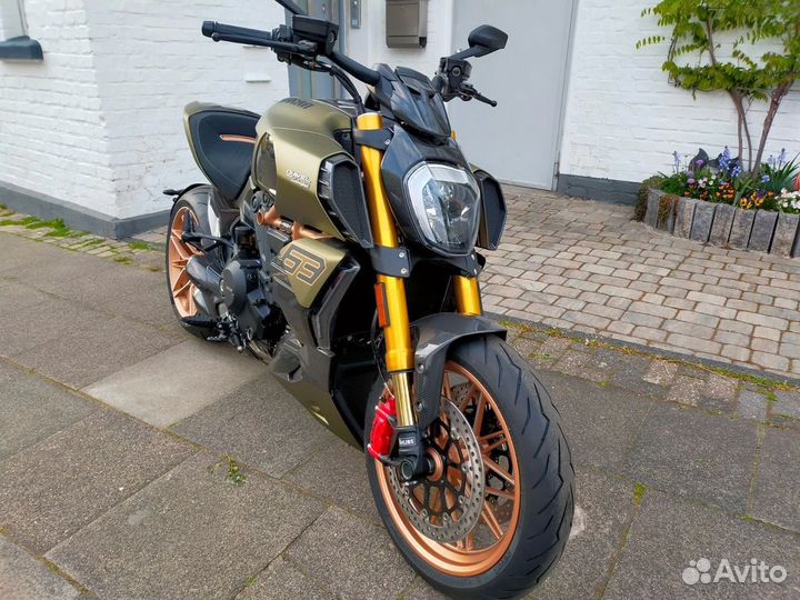 Ducati Diavel 1260 Lamborghini 2023