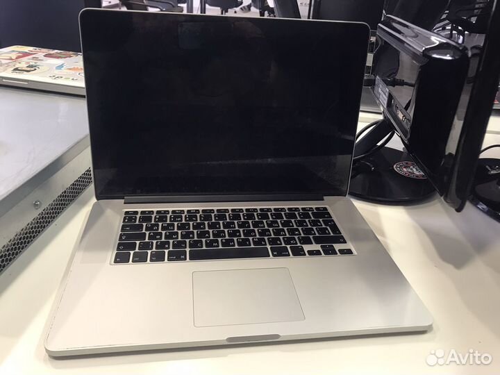 Ноутбук Apple MacBook Pro на запчасти