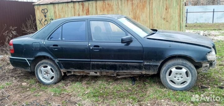 LADA 4x4 (Нива) 1.6 МТ, 1997, 145 965 км