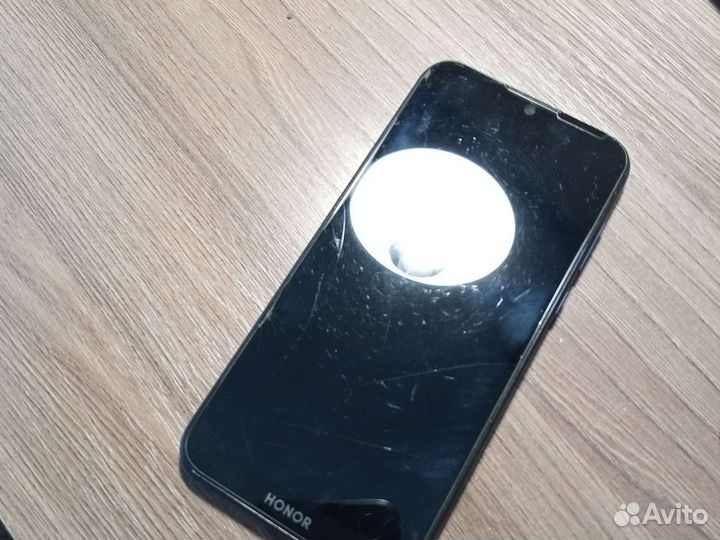 HONOR 8S, 3/64 ГБ