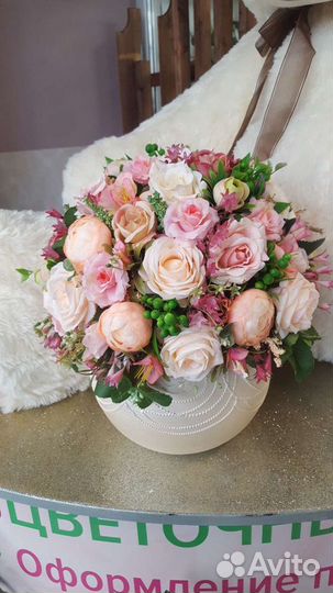 Цветочные композиции из искусственных цветов