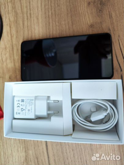 Xiaomi Redmi Note 5, 3/32 ГБ