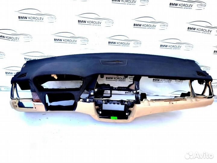 Панель приборов (торпеда) BMW X5E70