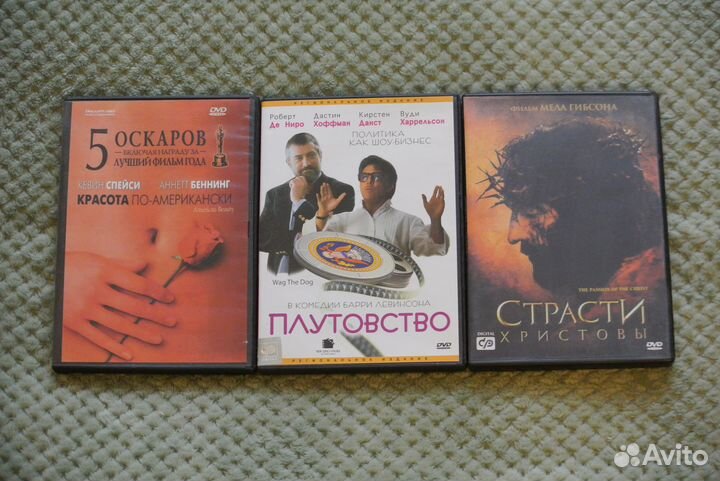 Видеокассеты и dvd-диски с культовыми фильмами