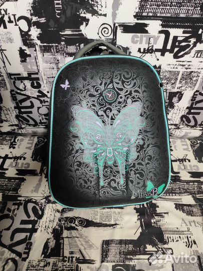 Школьный рюкзак