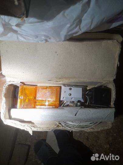 Указатель поворотов Б-410