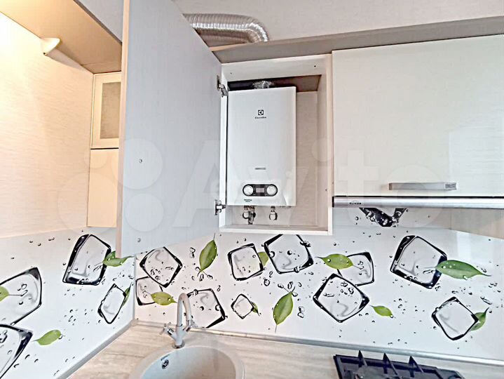 2-к. квартира, 57,3 м², 4/4 эт.