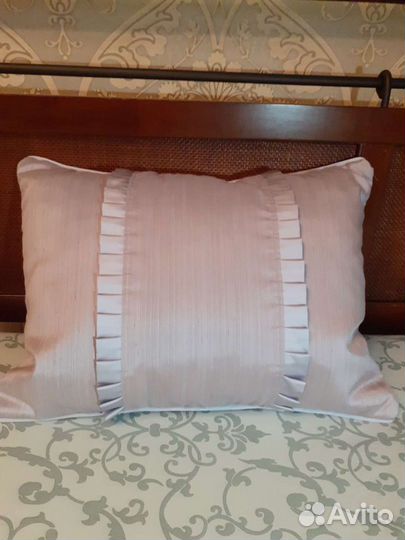 Интерьерная подушка