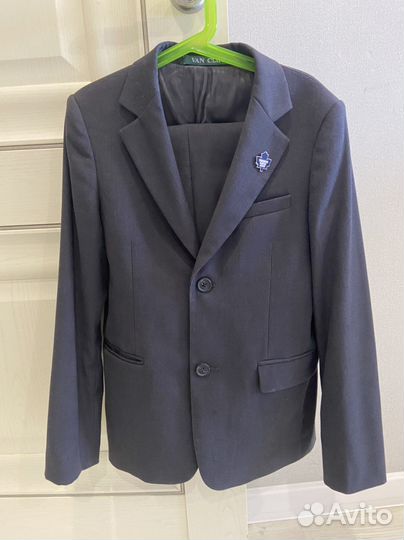 Школьный костюм