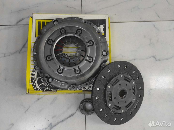 Комплект сцепления Mercedes-Benz W202/W210