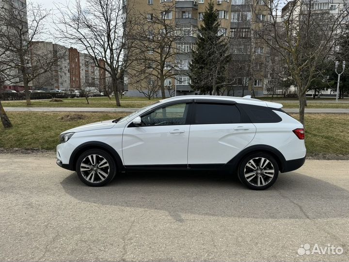 LADA Vesta Cross 1.6 CVT, 2022, 12 700 км