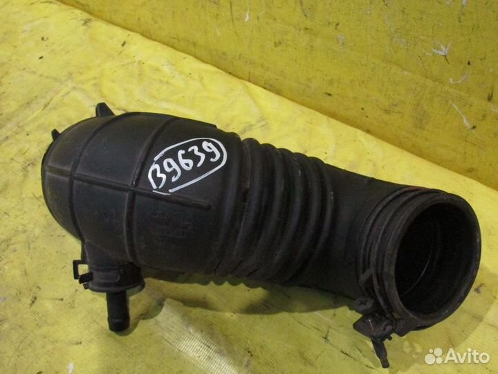 Патрубок воздушного фильтра Kia cee'd II 14г 39639