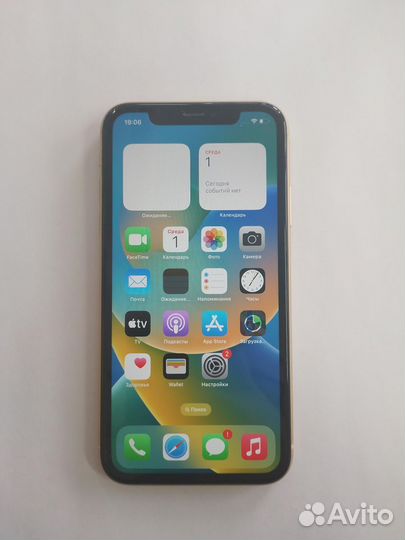 iPhone Xr, 64 ГБ