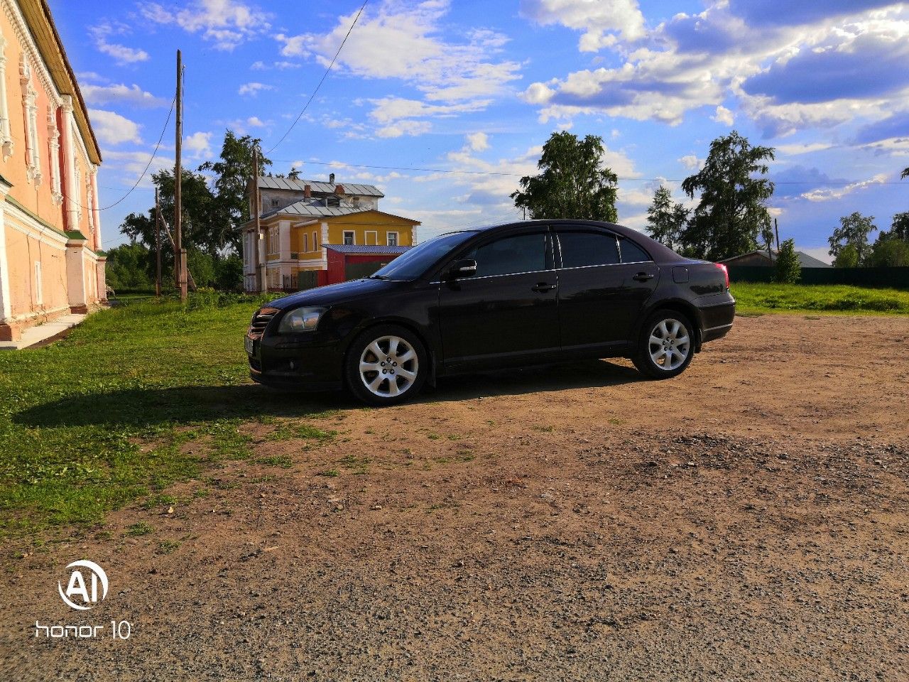 Toyota Avensis: фото владельца