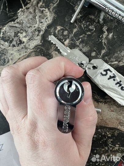 Личинка для замка