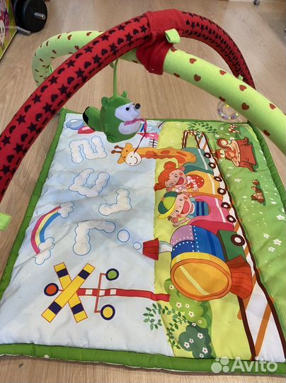 Развивающий коврик