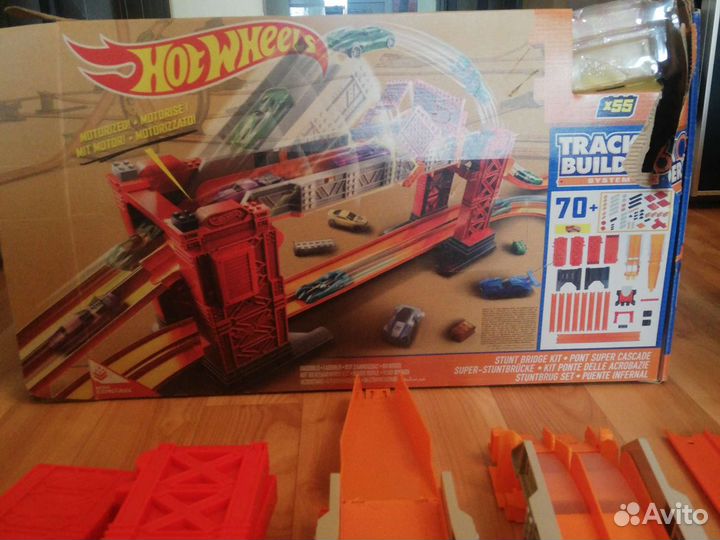 Hot wheels track builder