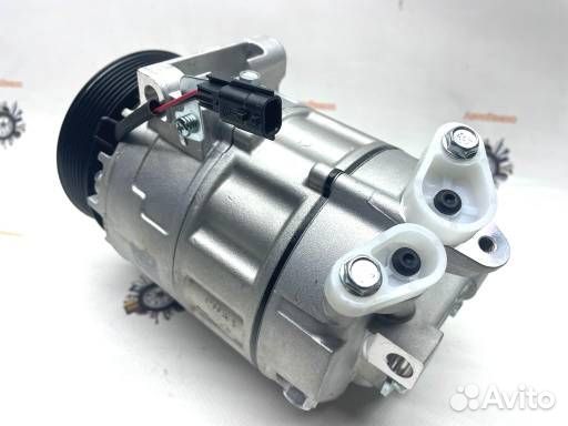 Компрессор кондиционера Опель Виваро 2.0 M9R Рено