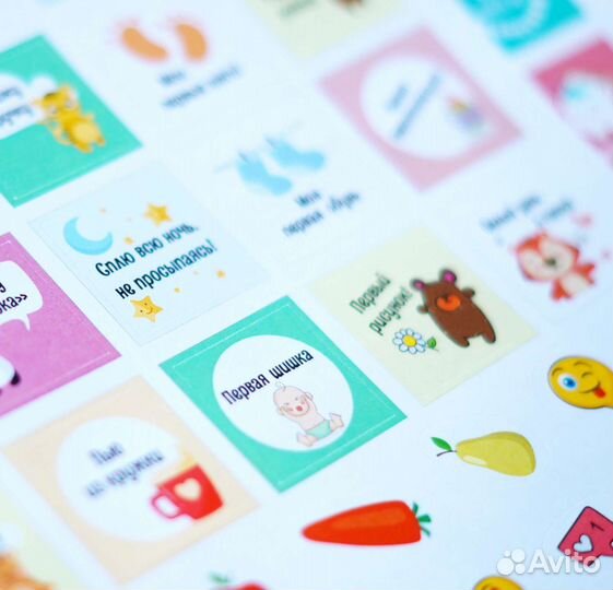 Календарь со стикерами для новорожденных малышей