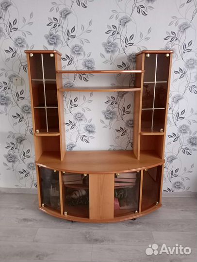 Тумба под телевизор бу стеклянная