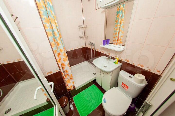 Комната 13 м² в 5-к., 1/2 эт.