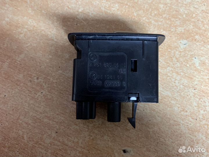 Кнопка стеклоподъемника Mercedes w164 ML-GL-R
