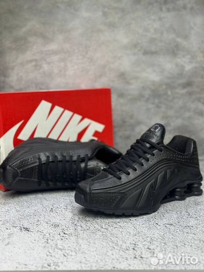 Nike Shox R4 Black