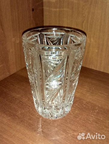 Ваза для цветов хрустальная